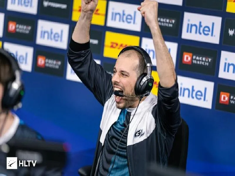 身心俱疲：ash卸任GL教练职务